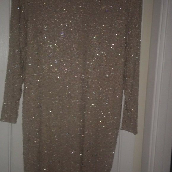 Dress - Picture 6 of 11